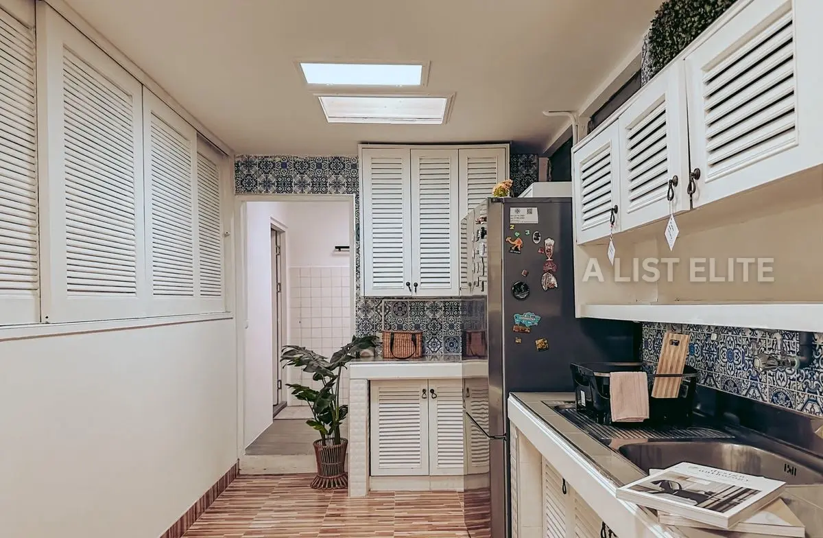 Maison de ville Ekkamai 12 - Vie moderne au cœur de Bangkok