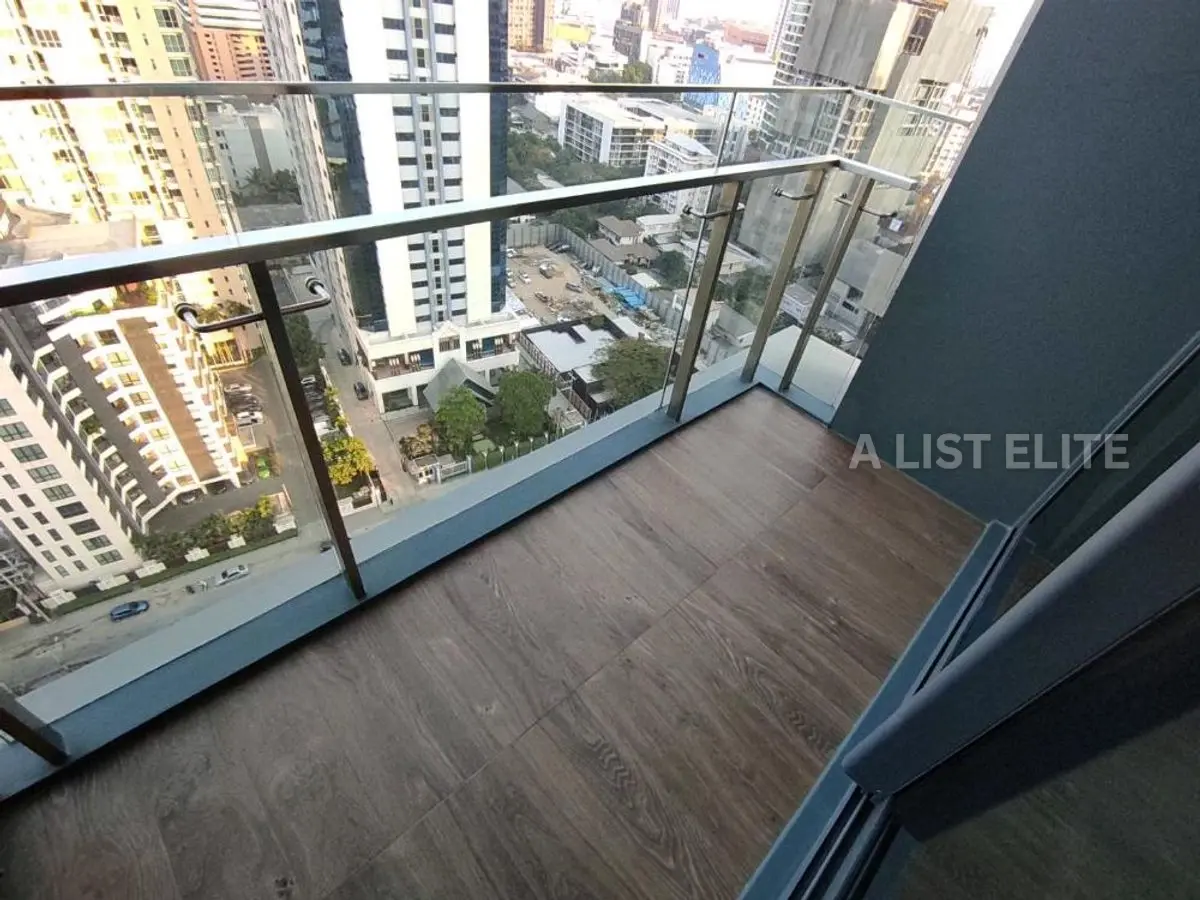 Superbe Condo 1 Chambre à LAVIQ Sukhumvit 57 - Emplacement de choix à Thonglor