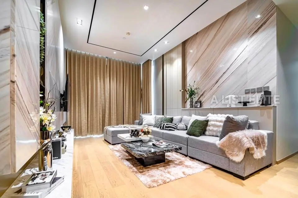 Luxury Living at 28 Chidlom - Prime Location Apartment