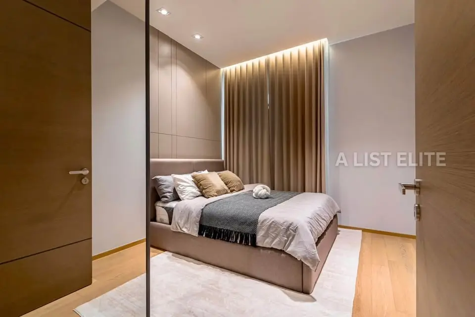 Luxury Living at 28 Chidlom - Prime Location Apartment