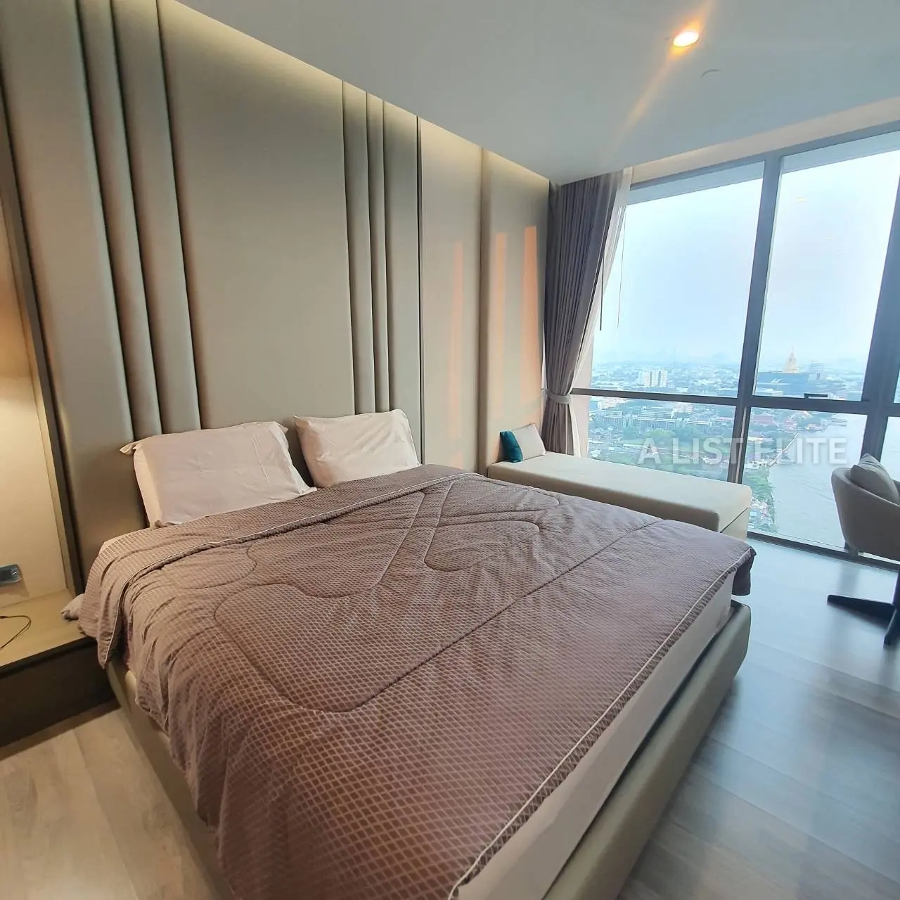 Condo 333 Riverside : Vie luxueuse au bord de la rivière
