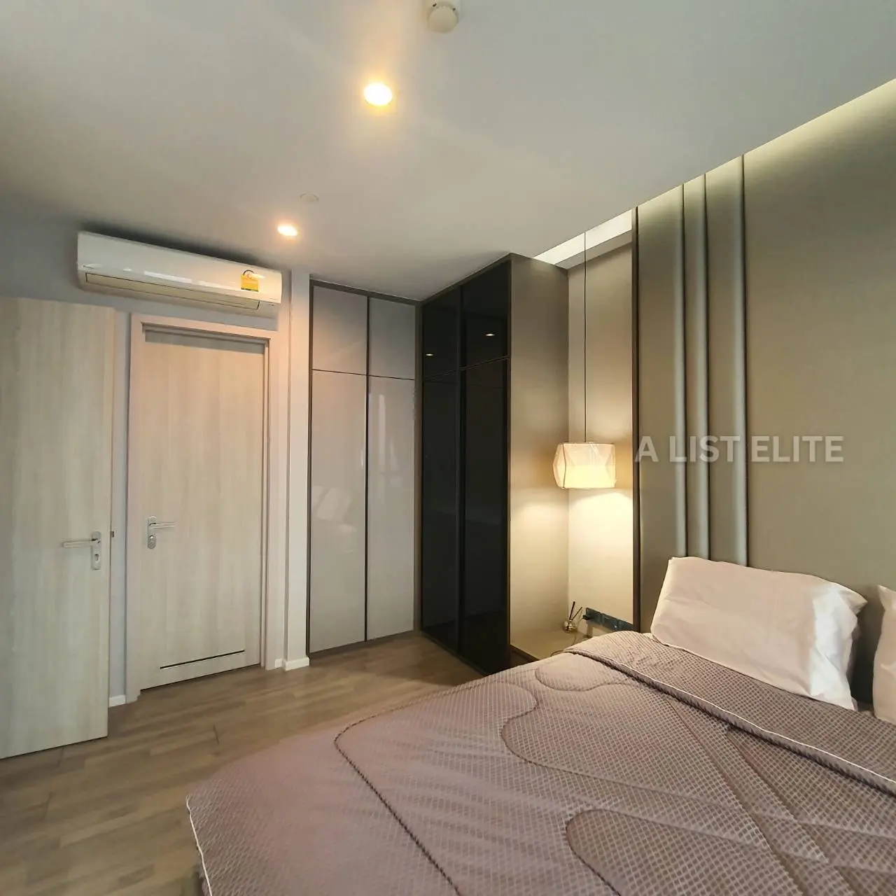 Condo 333 Riverside : Vie luxueuse au bord de la rivière