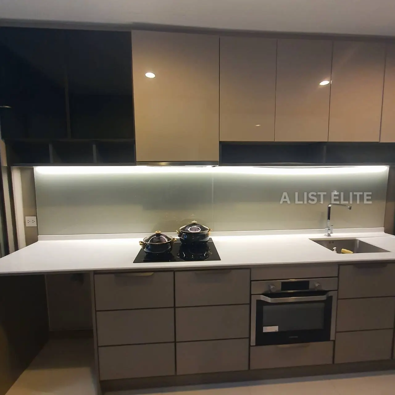 Condo 333 Riverside : Vie luxueuse au bord de la rivière