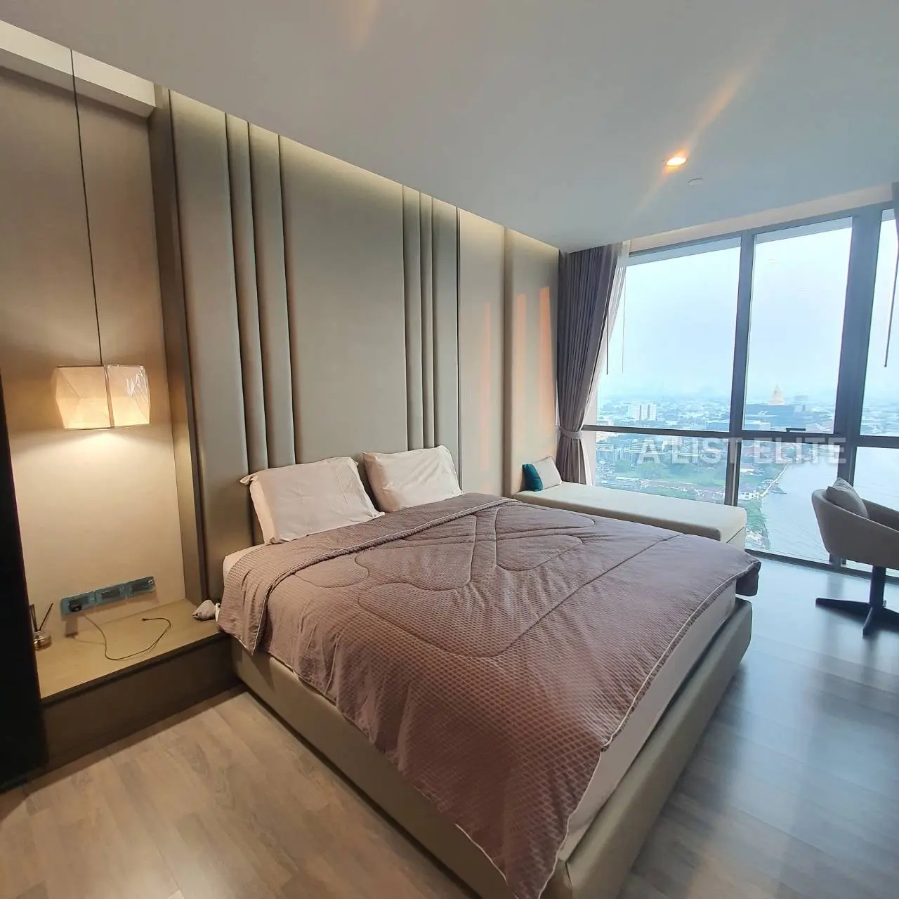 Condo 333 Riverside : Vie luxueuse au bord de la rivière