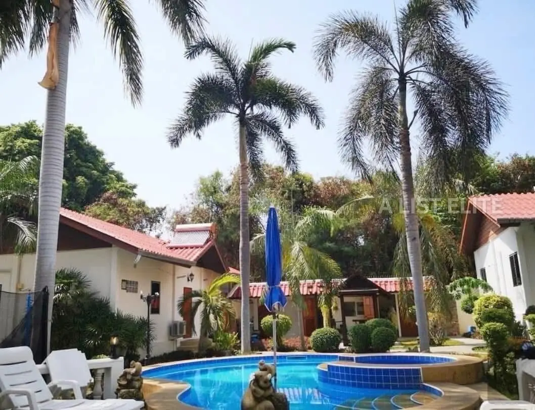 ที่ดินพร้อมบ้าน - เขาพระตำหนัก
