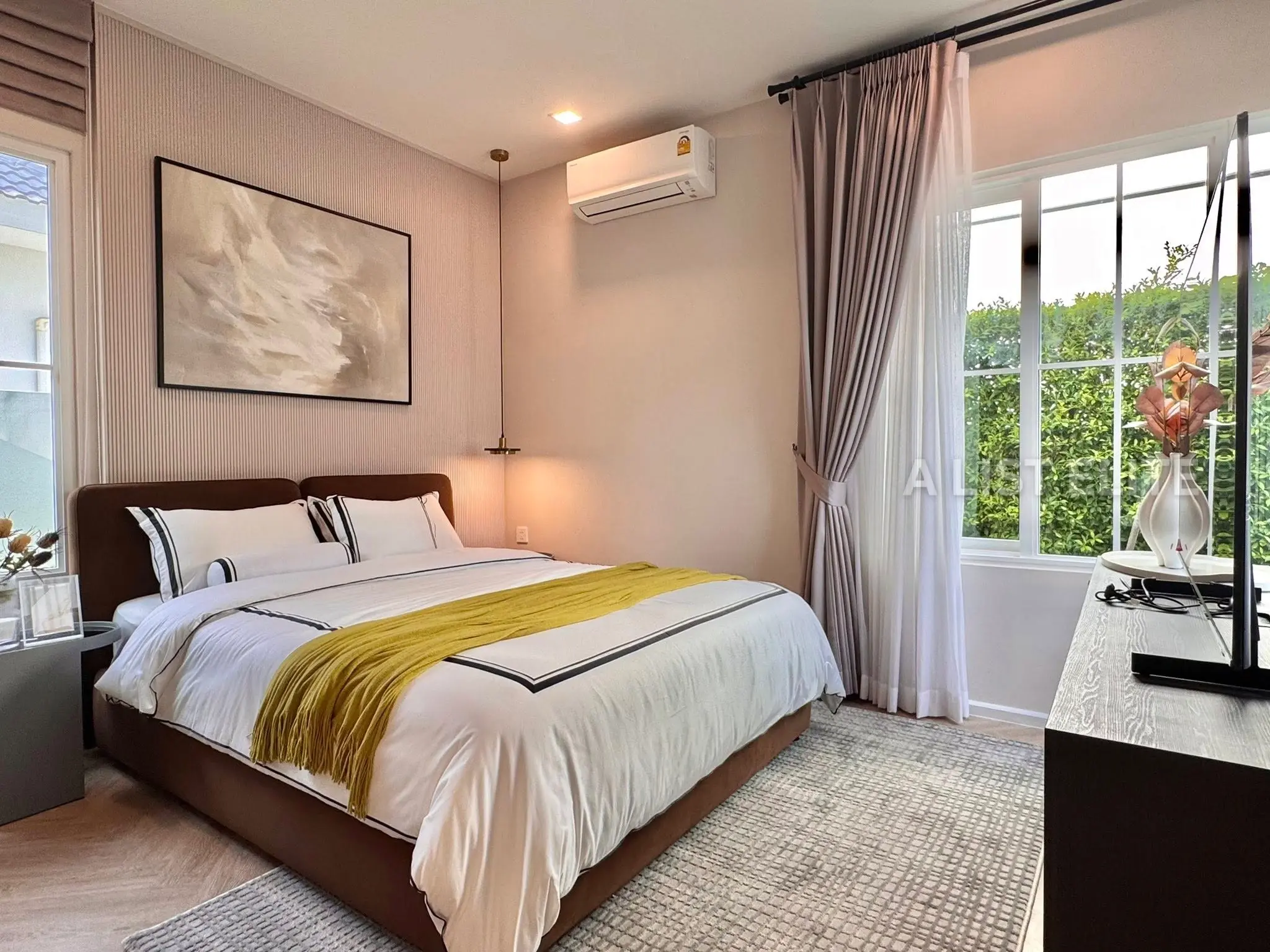 Stunning Fully Furnished Home in CHAIYAPRUEK Bangna Km.15
