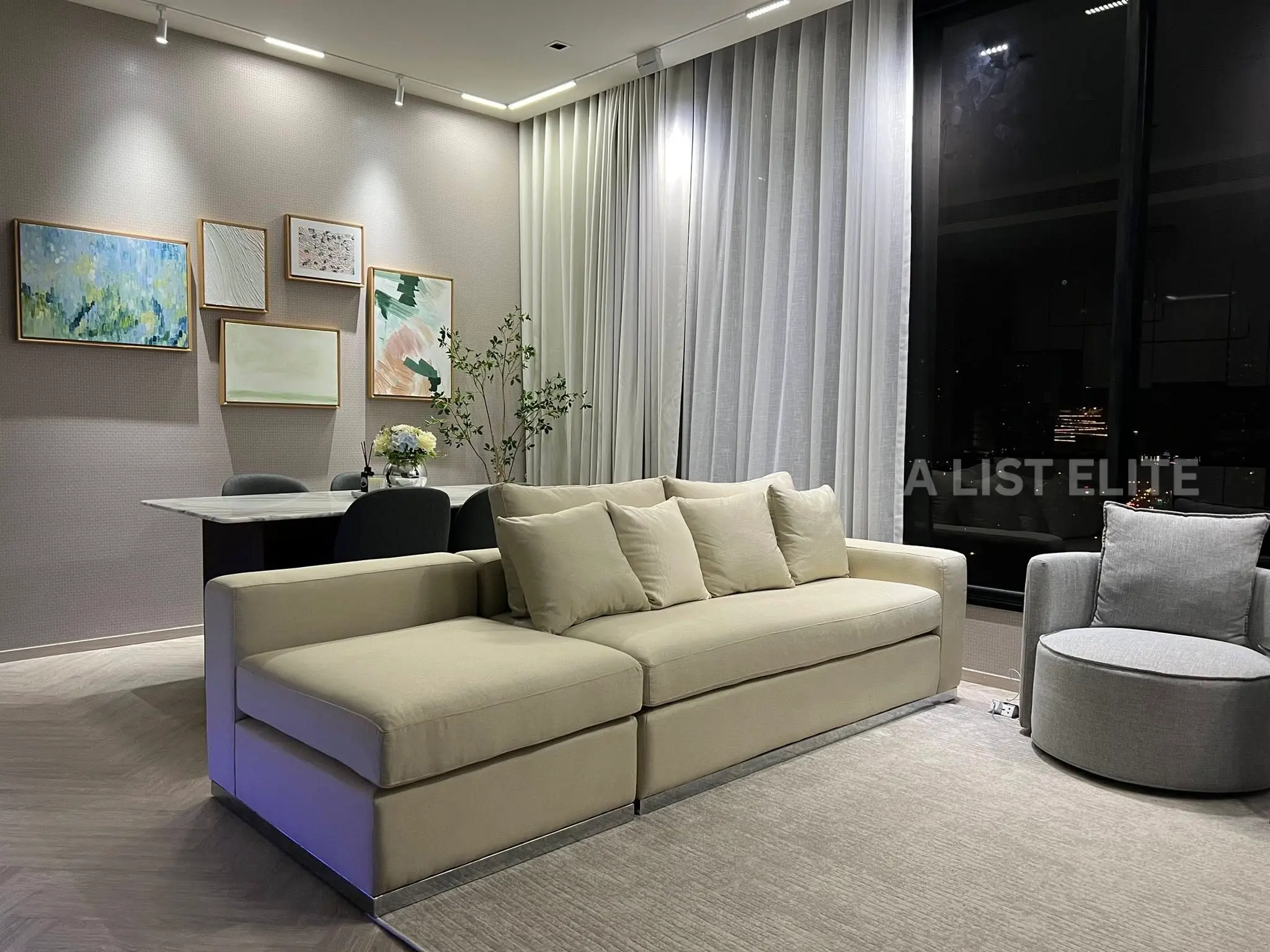 Superbe Condo 2 Chambres - Chapter Charoennakorn Riverside