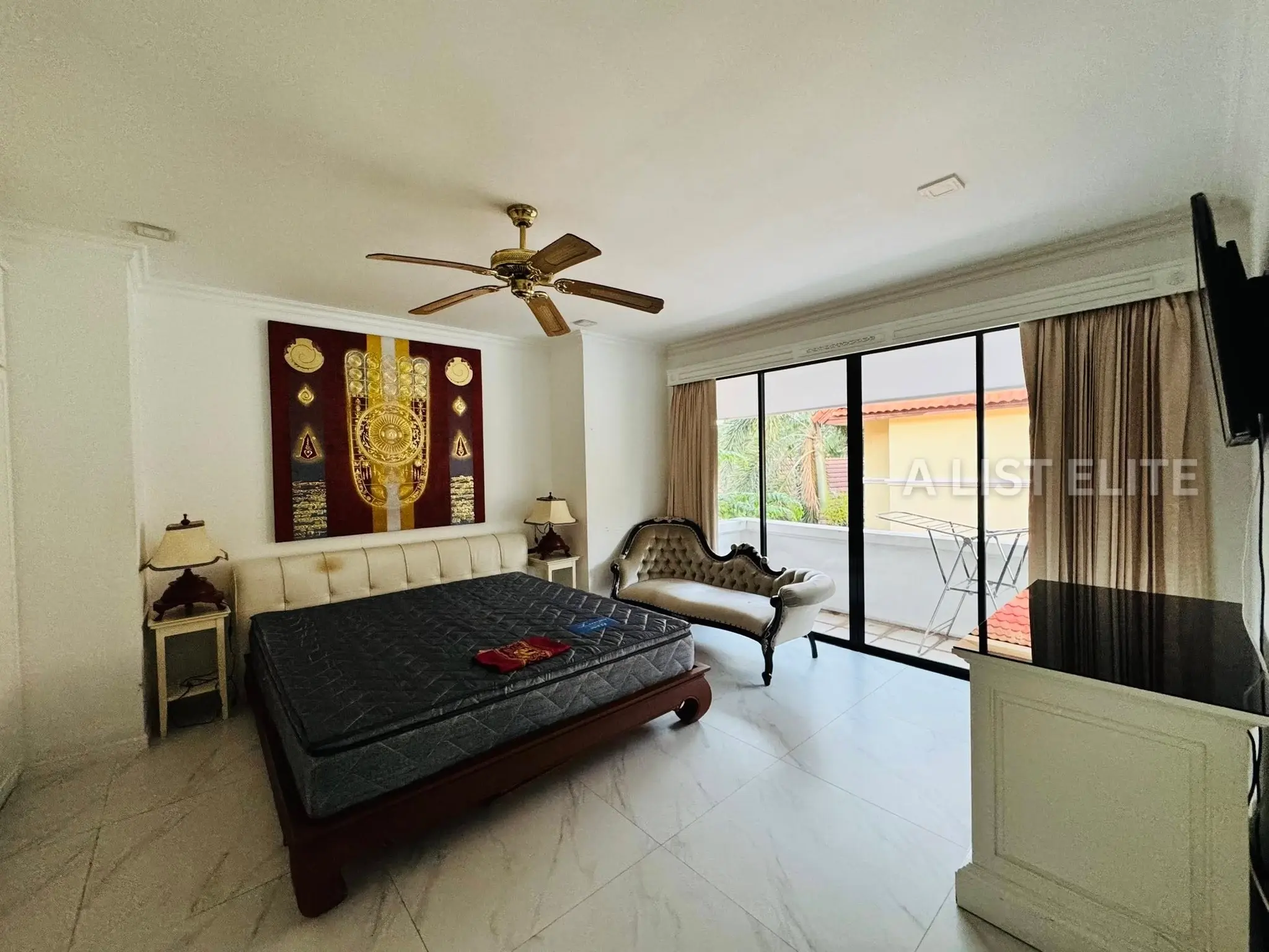Villa avec Piscine - Proche de la Plage de Jomtien, Pattaya