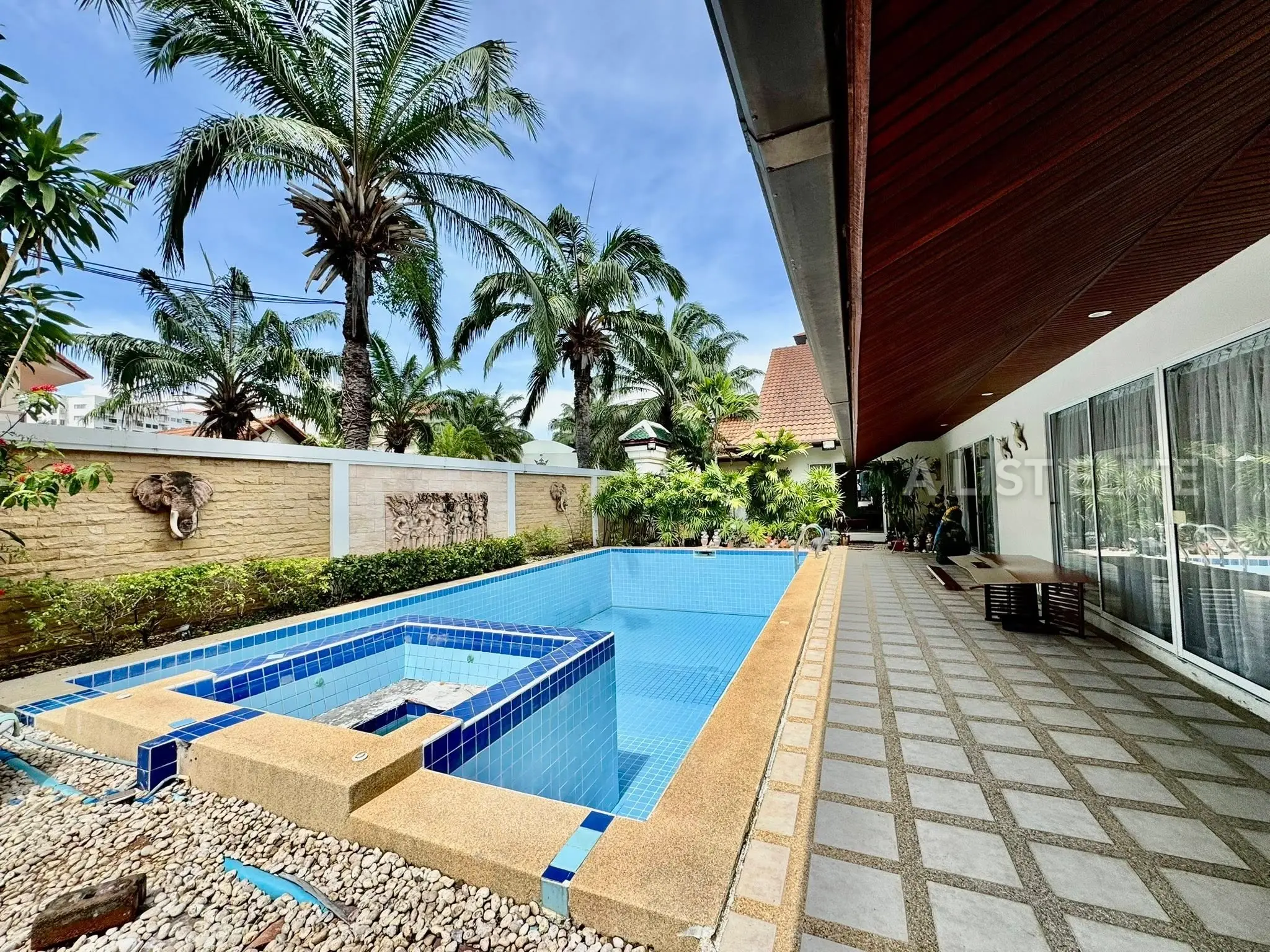 Pool Villa - Near Jomtien Beach, Pattaya