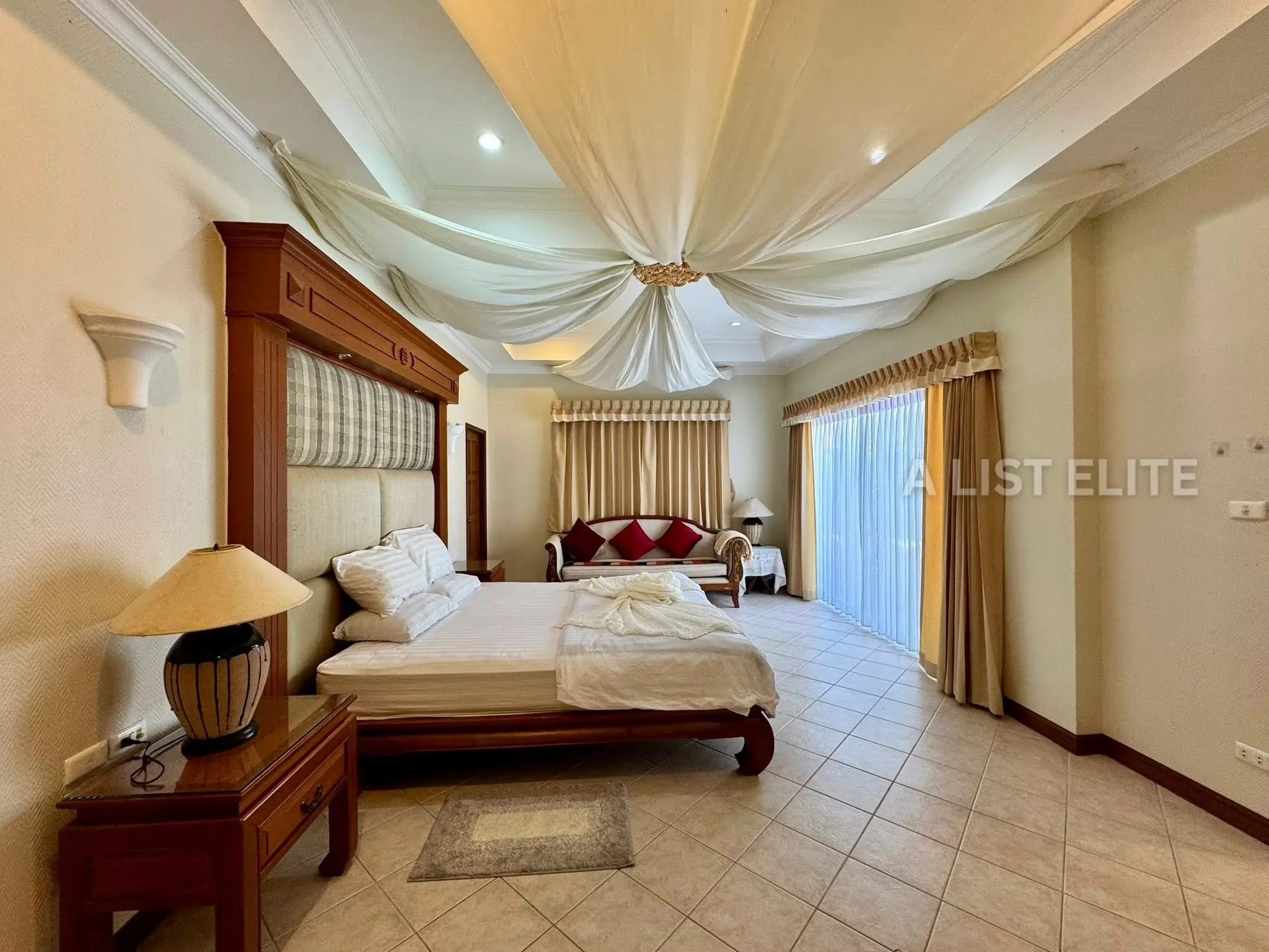 Pool Villa - Near Jomtien Beach, Pattaya