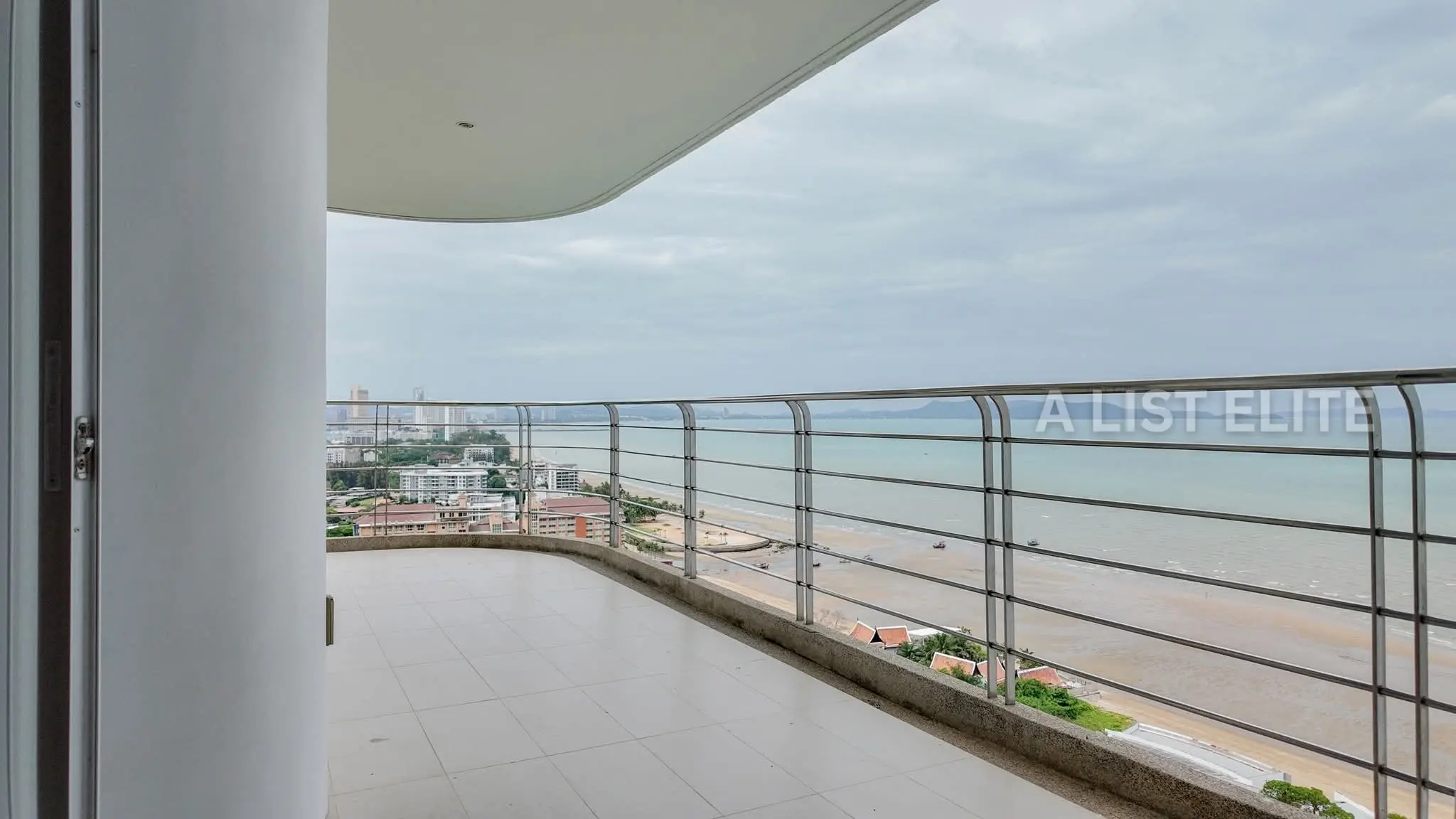 La Royale Jomtien Condo