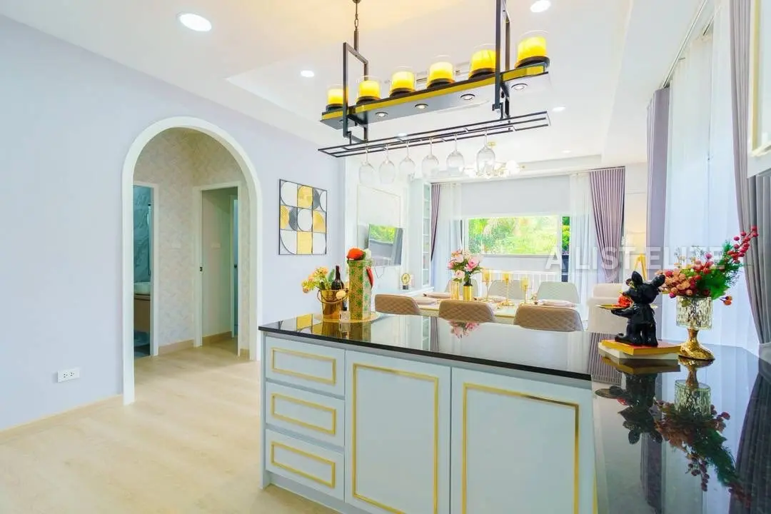 บ้านมุมสไตล์โมเดิร์นลักชูรี่ – ห้วยใหญ่