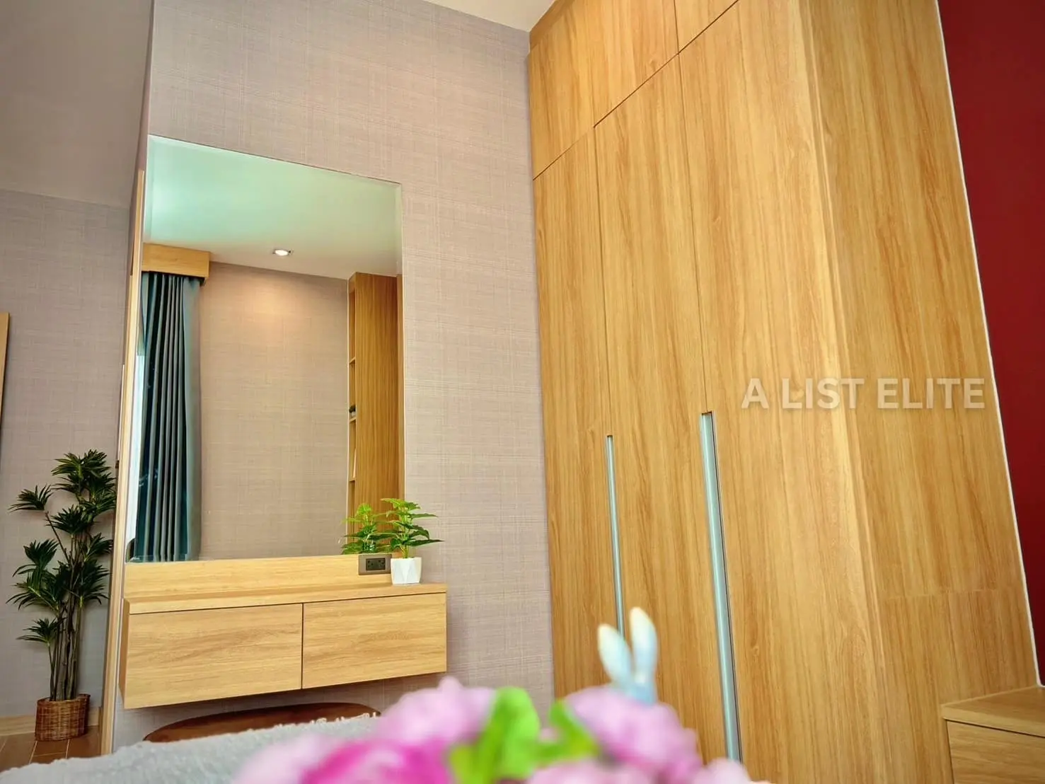 บ้านเดี่ยวพร้อมสระว่ายน้ำส่วนตัว – ทุ่งกลมตาลหมัน