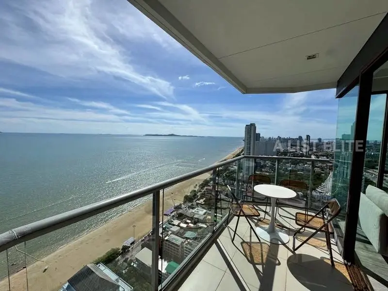 Aeras Condo Pattaya – Appartement 3 chambres en bord de mer