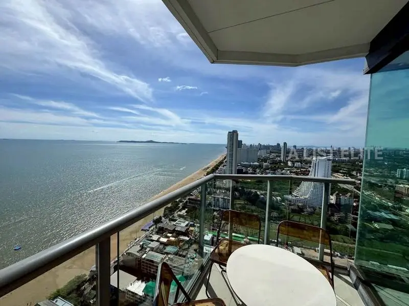 Aeras Condo Pattaya – Appartement 3 chambres en bord de mer