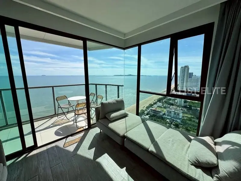 Aeras Condo Pattaya – Appartement 3 chambres en bord de mer