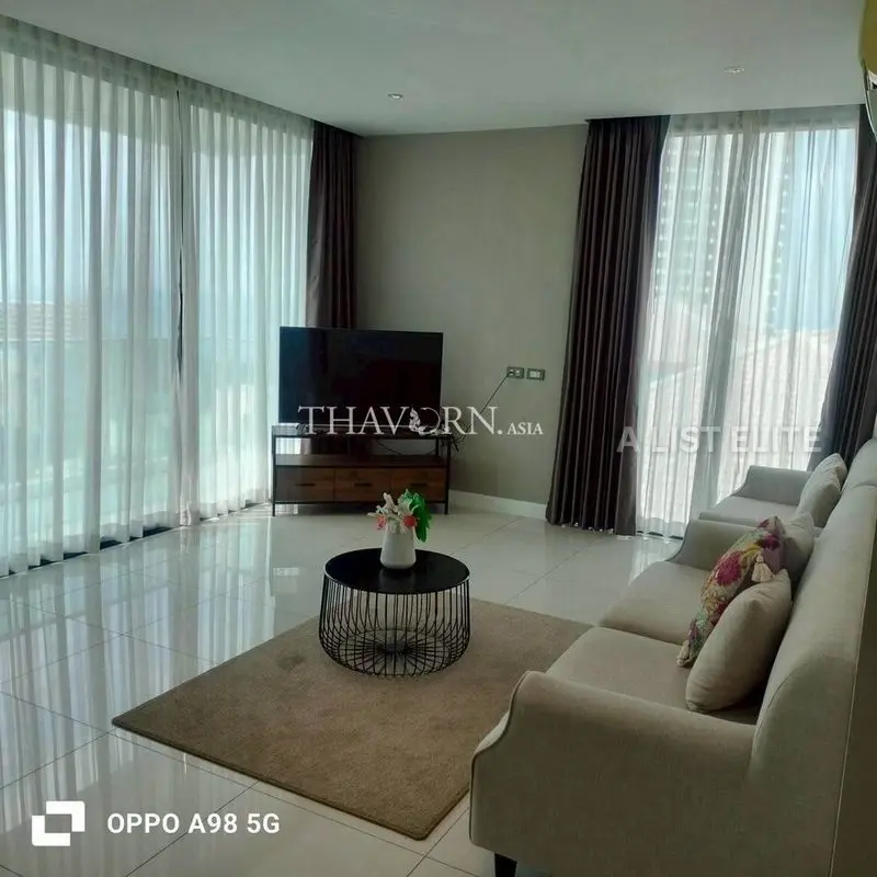 The Point Pratumnak – Appartement d’angle avec vue dégagée