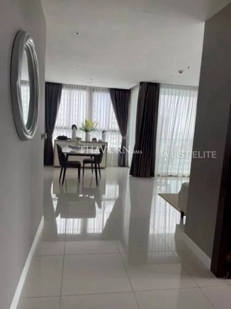 The Point Pratumnak – Appartement d’angle avec vue dégagée