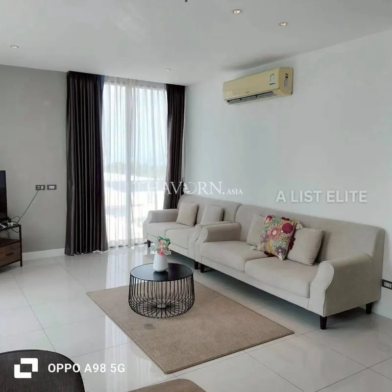The Point Pratumnak – Appartement d’angle avec vue dégagée