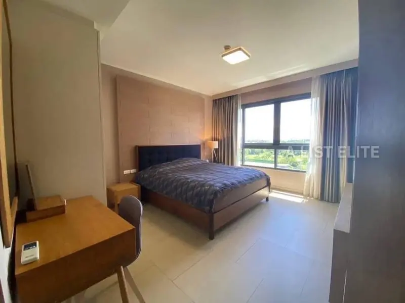 Zire Wongamat – Appartement 2 chambres en bord de mer avec vue mer