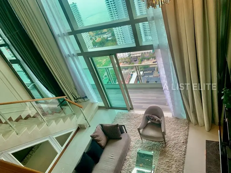 The Riviera Jomtien – Penthouse à vendre avec vue mer panoramique