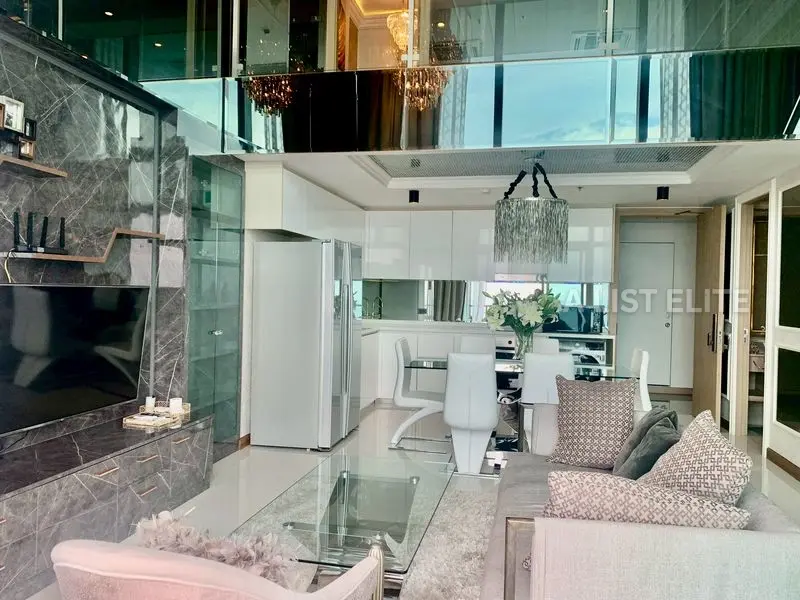 The Riviera Jomtien – Penthouse à vendre avec vue mer panoramique