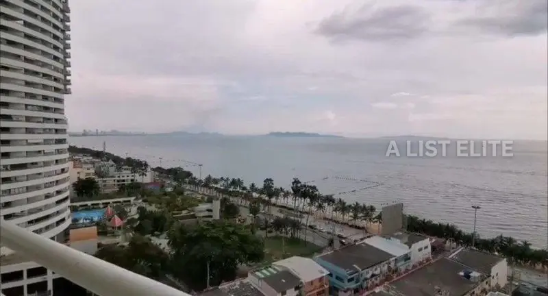 View Talay Condo 7 – Appartement d’angle spacieux avec vue mer