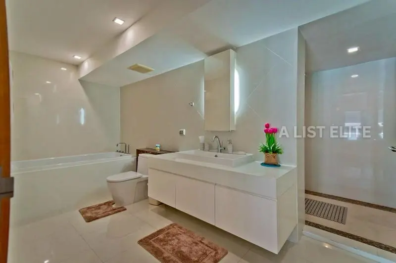 The Sanctuary Wongamat – Appartement 3 chambres avec vue jardin