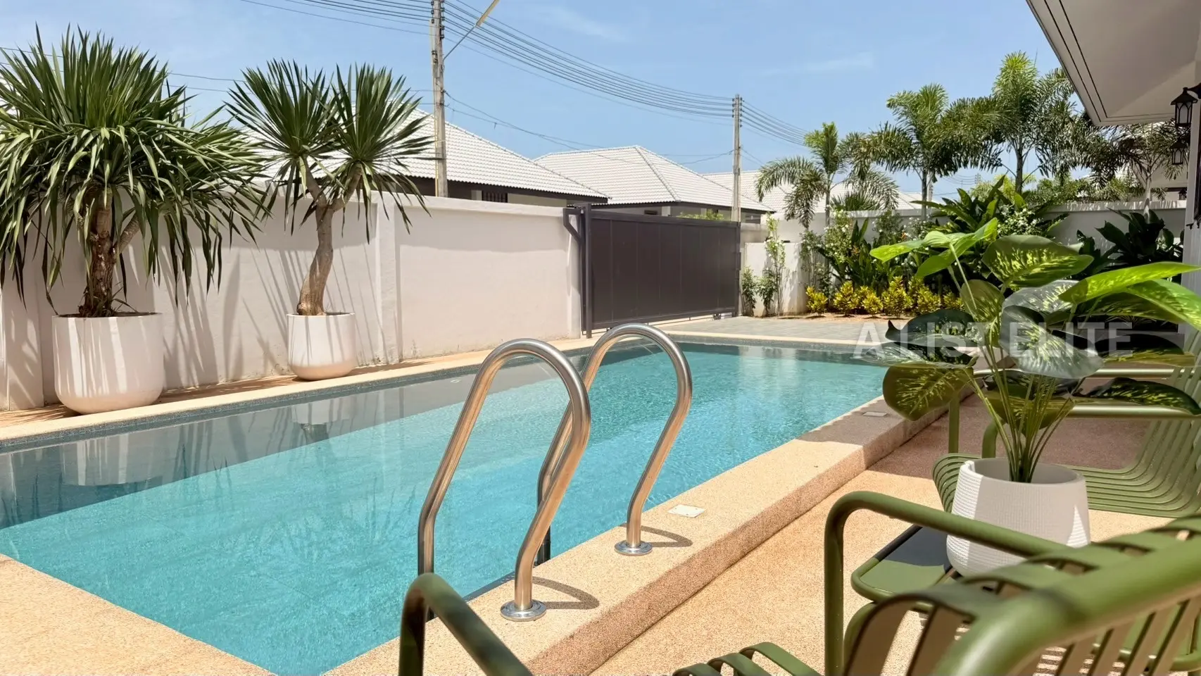Maison avec piscine privée et club-house
