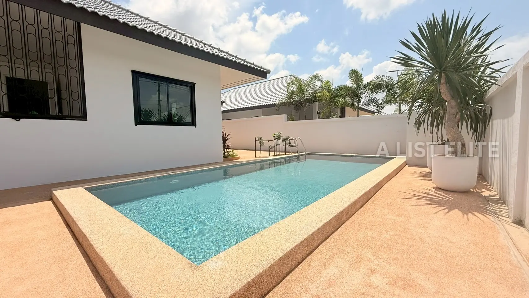 Maison avec piscine privée et club-house