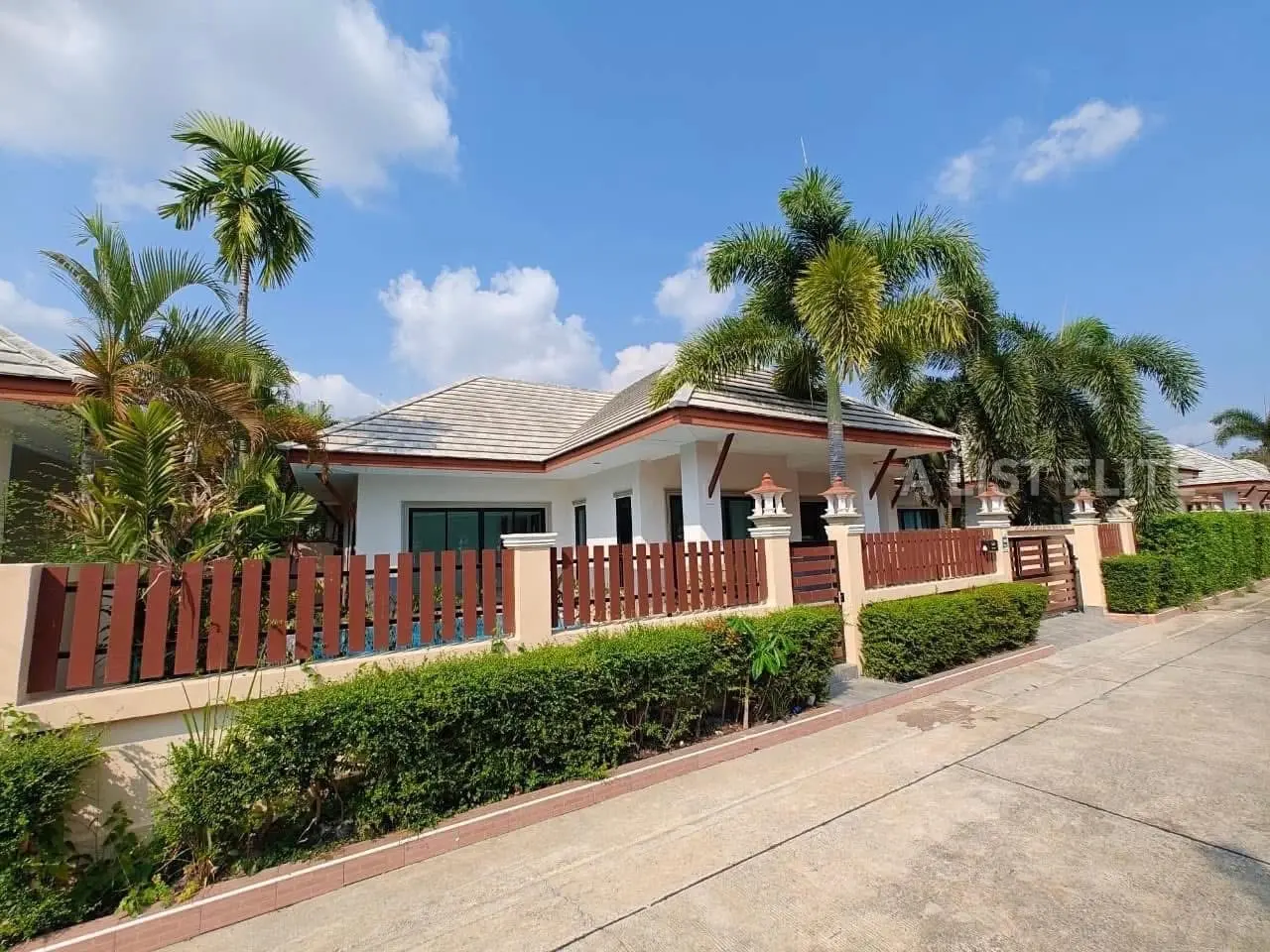 Baan Dusit Pattaya View – Huai Yai