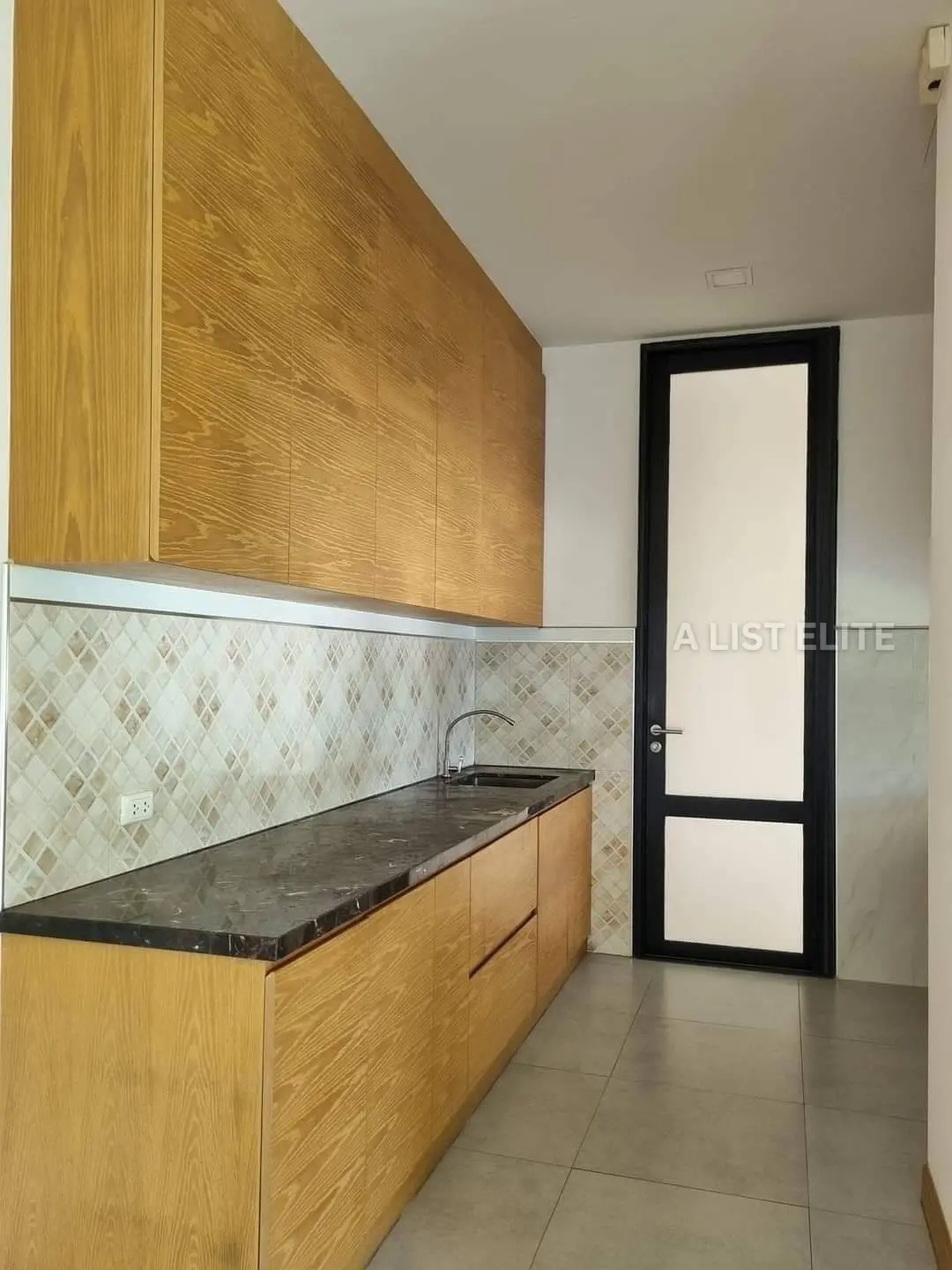 Maison de plain-pied – Huai Yai, Soi Tessaban 1/12