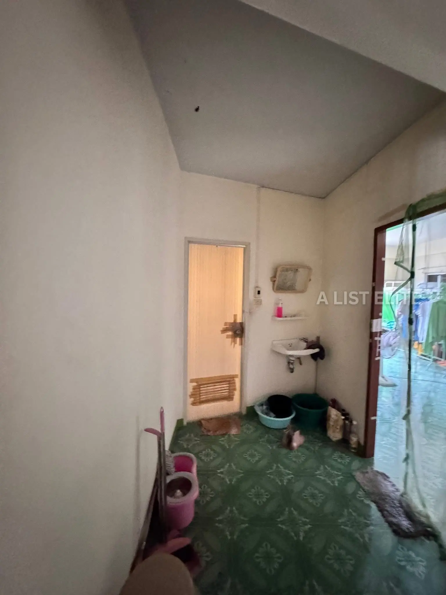 Immeuble d’angle près de la mer – Pratumnak Pattaya