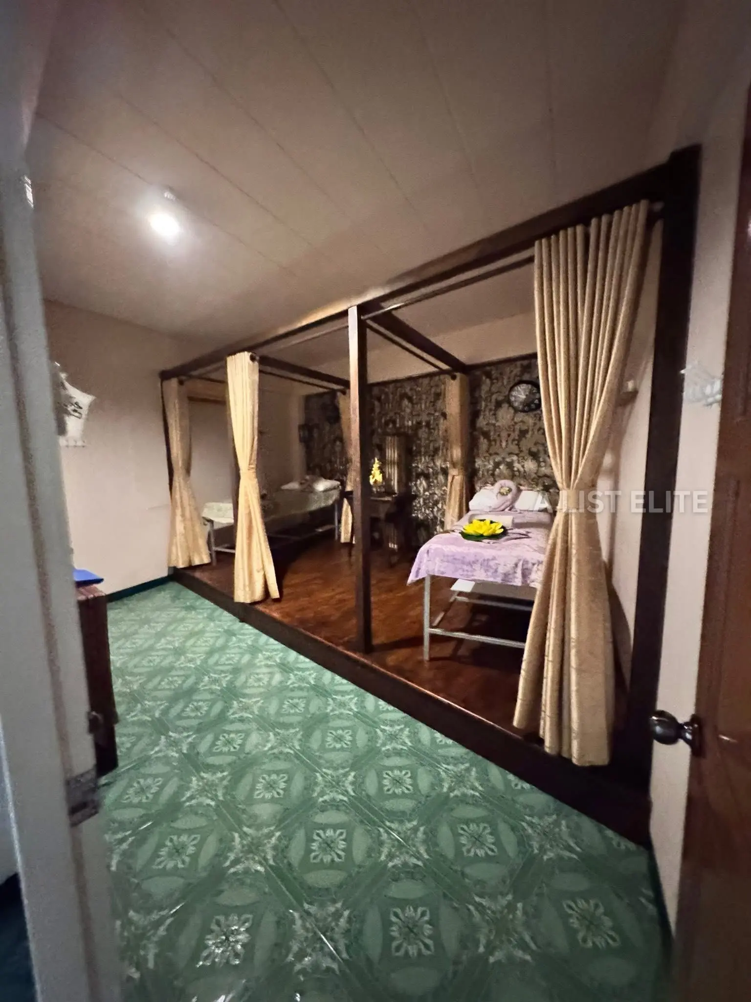 Immeuble d’angle près de la mer – Pratumnak Pattaya