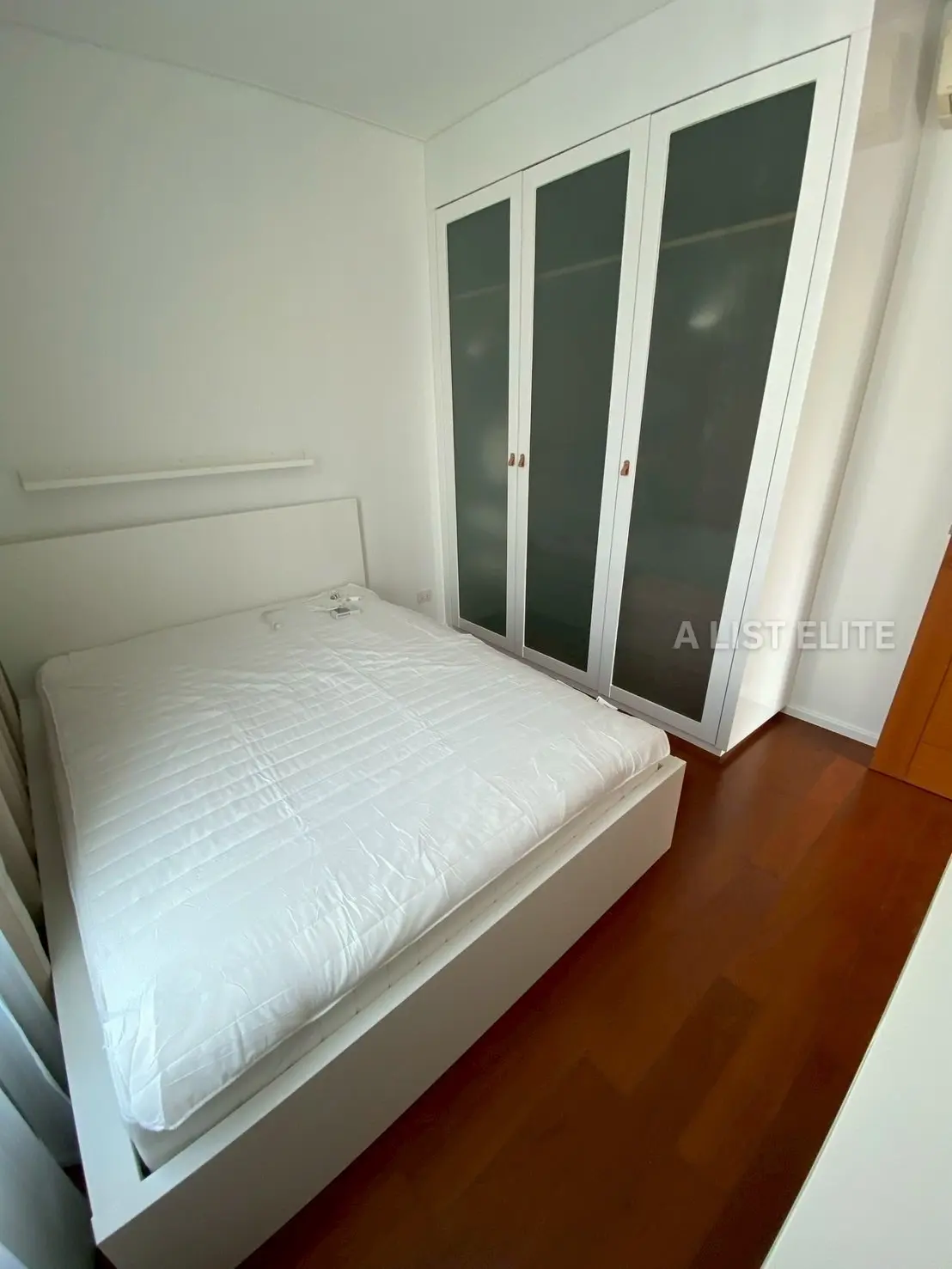 Wind Sukhumvit 23