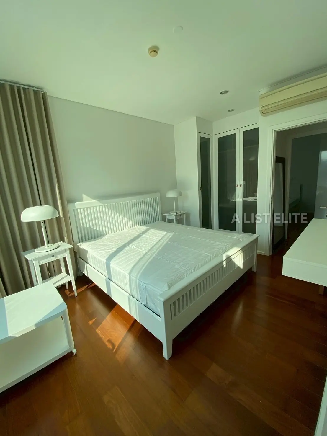 Wind Sukhumvit 23