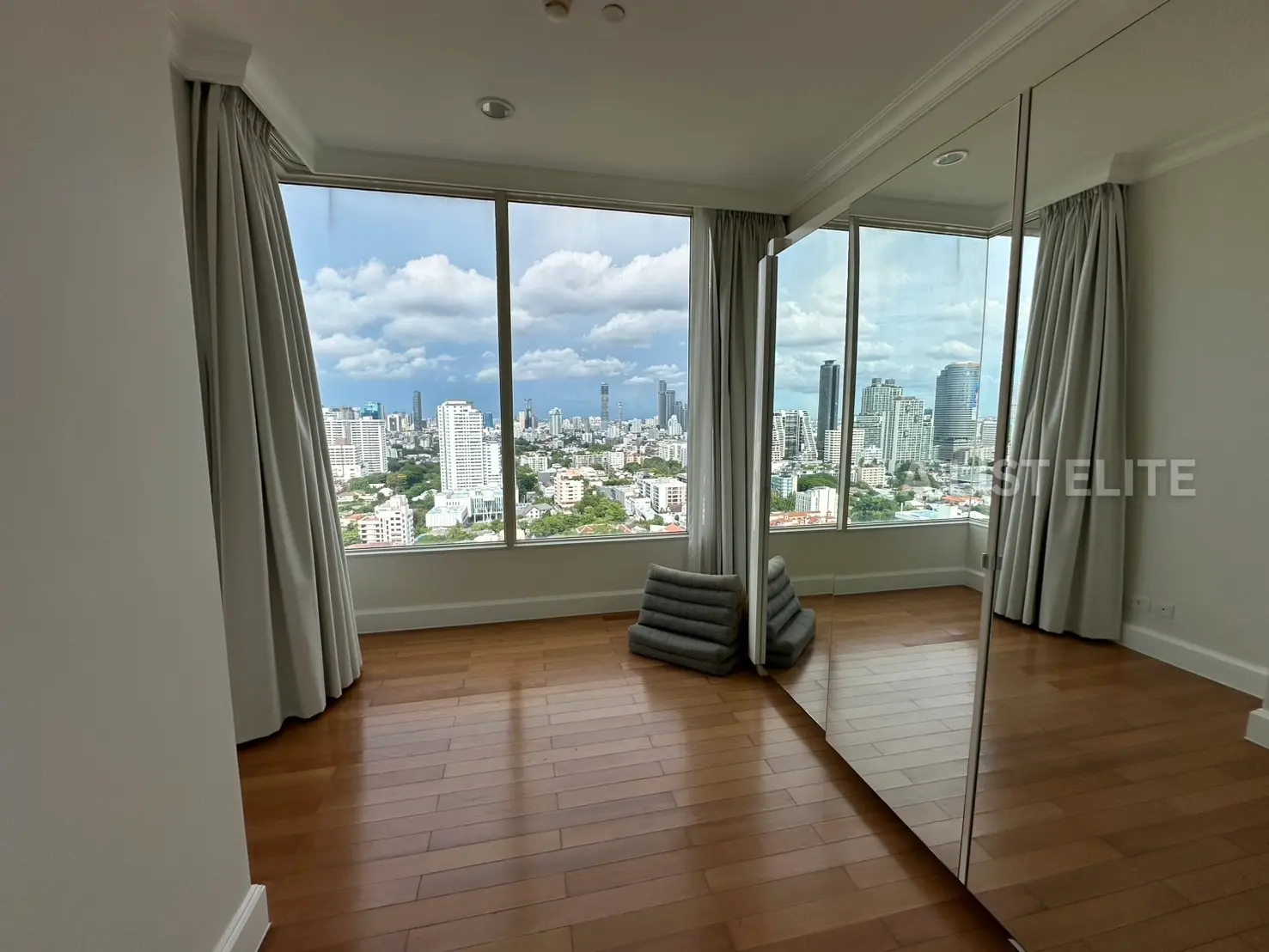 ROYCE Private Residences
