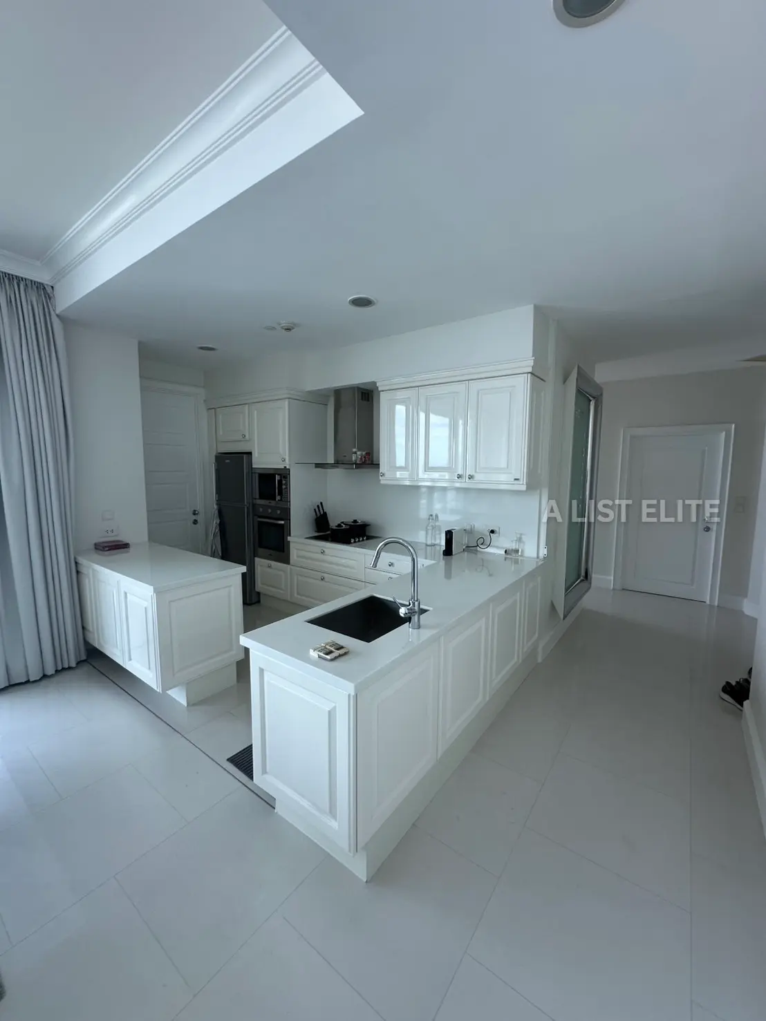 ROYCE Private Residences