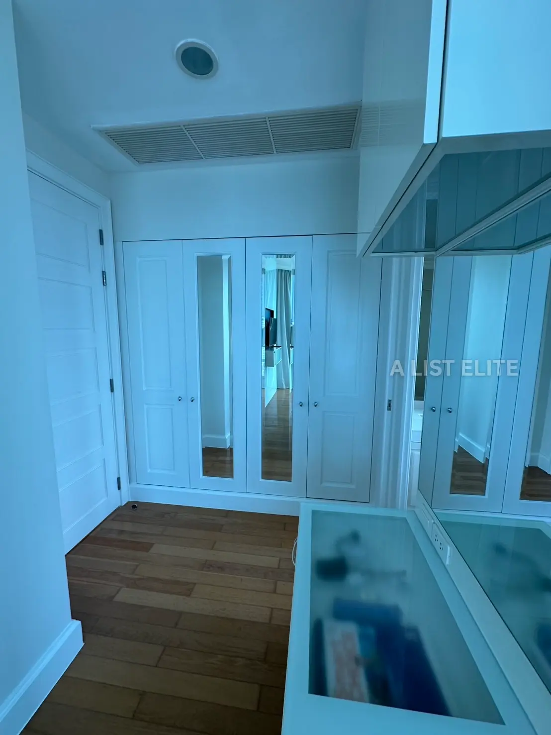 ROYCE Private Residences