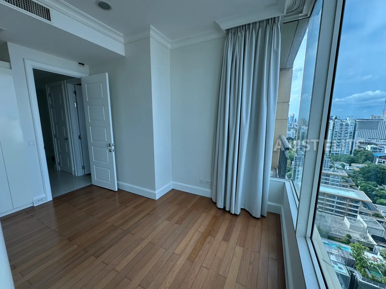 ROYCE Private Residences