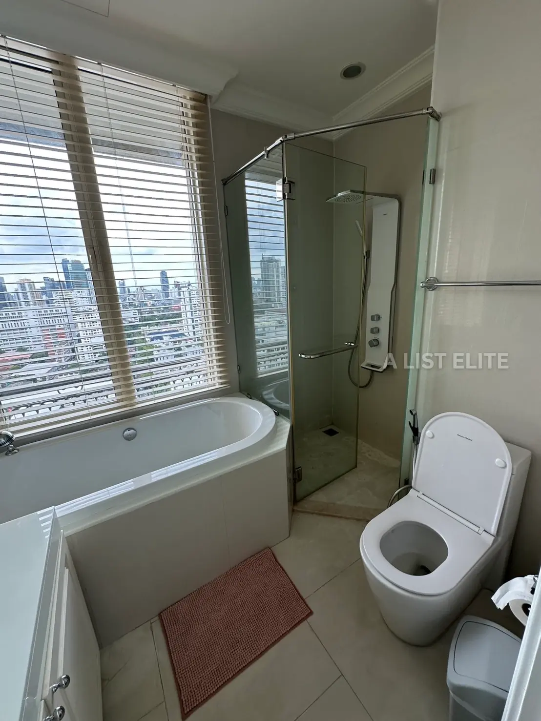 ROYCE Private Residences