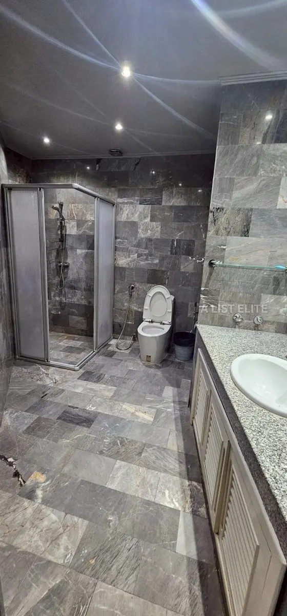 Detached House in Soi 5 Phratumnak