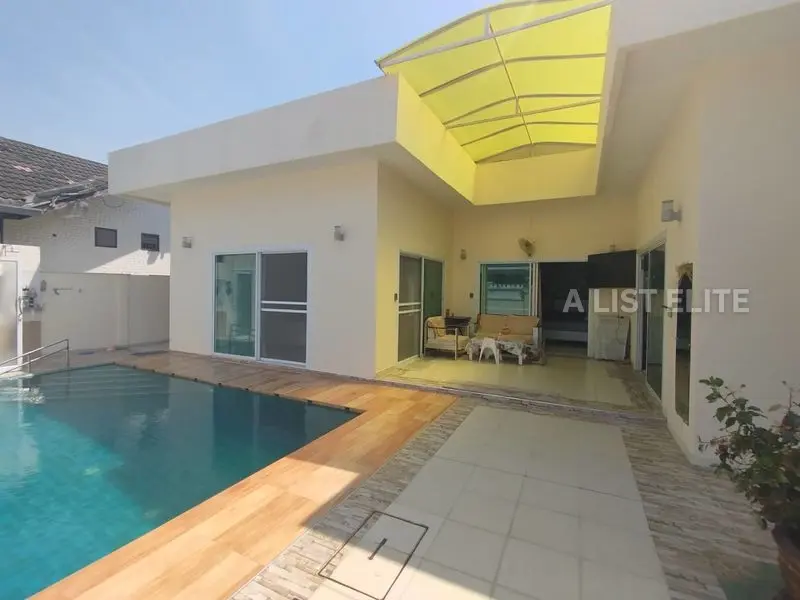 Modern Pool Villa in Pattaya