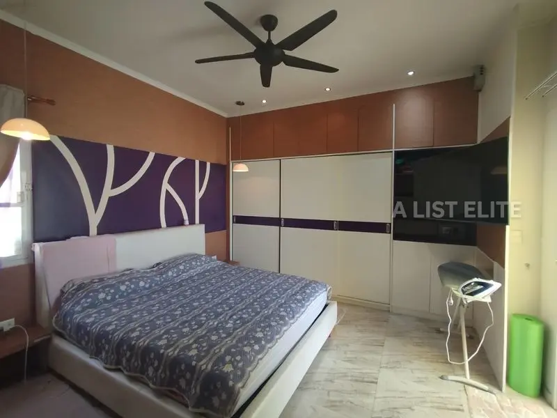 Modern Pool Villa in Pattaya