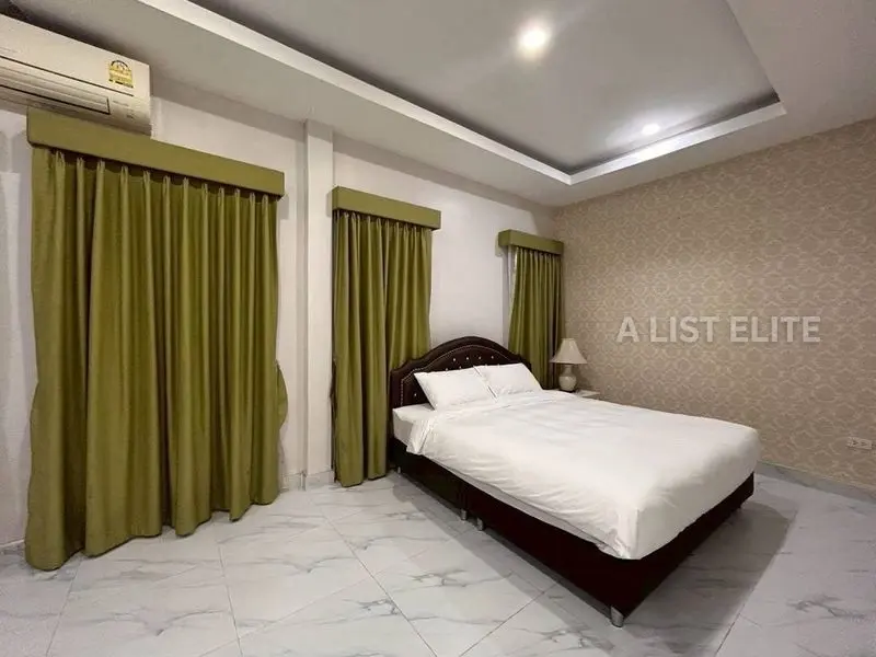 ขายบ้านวิลล่า 4 ห้องนอน – หมู่บ้านเอกมงคล 4 พัทยา