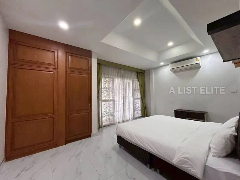 ขายบ้านวิลล่า 4 ห้องนอน – หมู่บ้านเอกมงคล 4 พัทยา