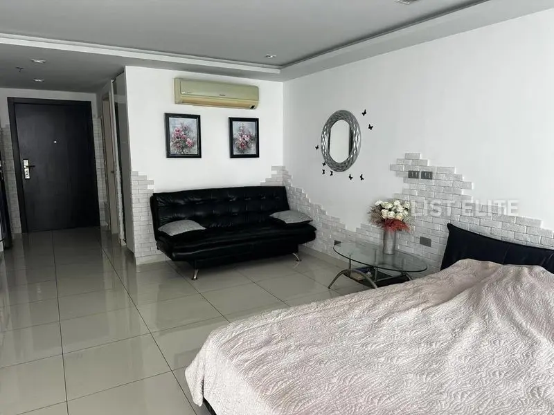 Studio à vendre – Wongamat Tower, Pattaya 