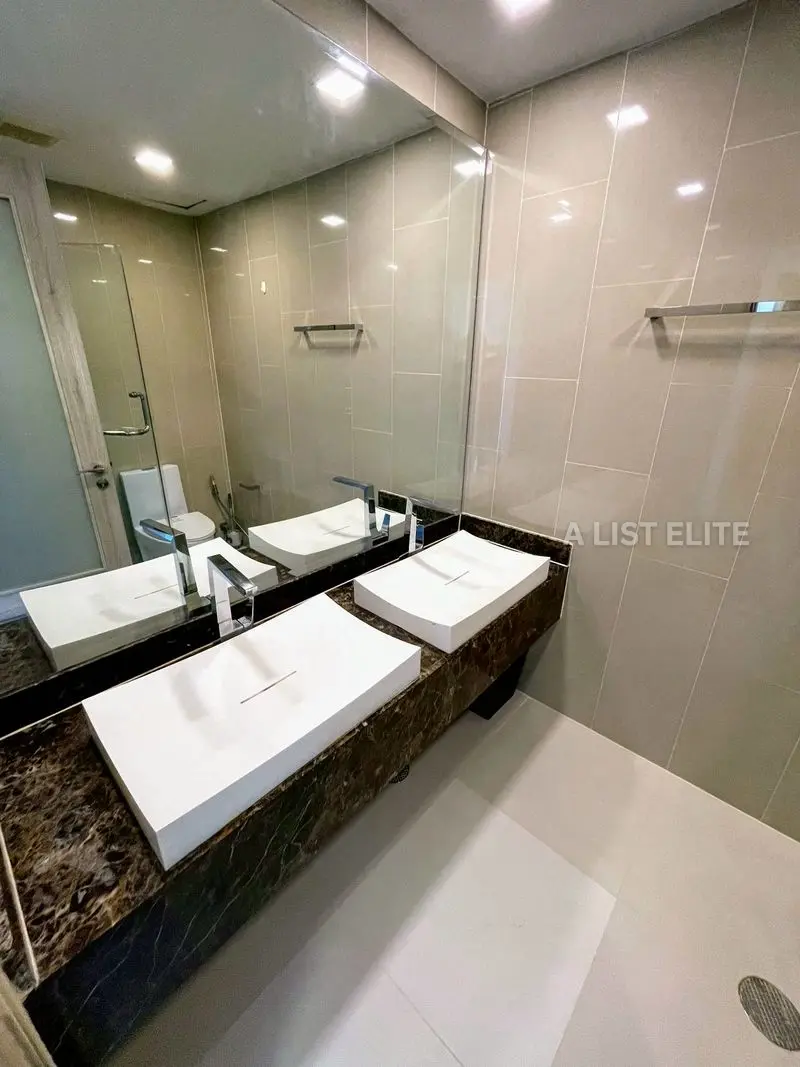 ขายคอนโด 1 ห้องนอน – โครงการ The Peak Towers พัทยา