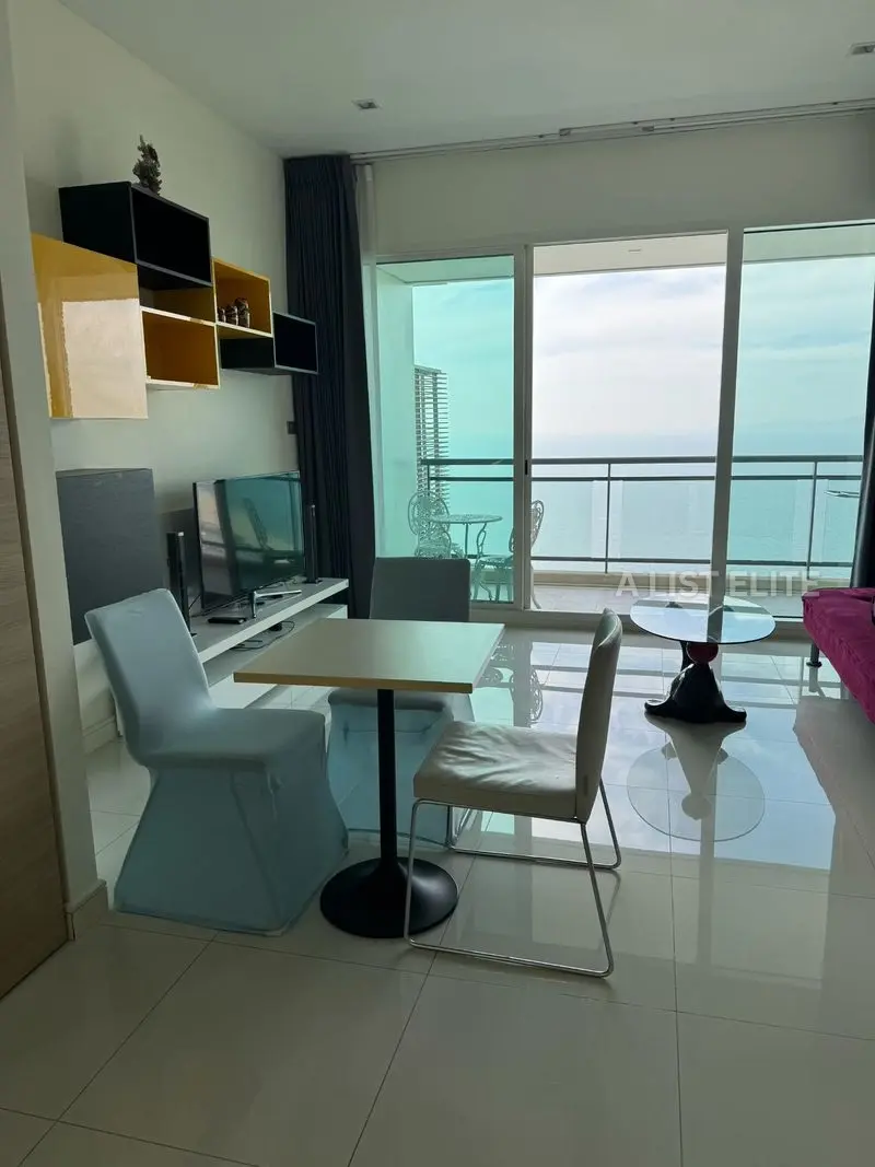 Luxury 1-Bedroom Condo for Rent – Reflection Jomtien Beach Pattaya