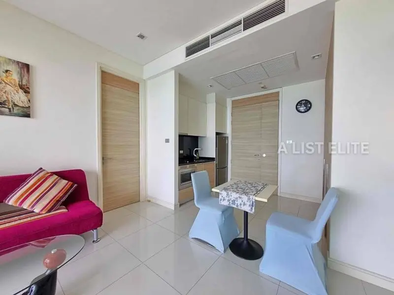 Luxury 1-Bedroom Condo for Rent – Reflection Jomtien Beach Pattaya